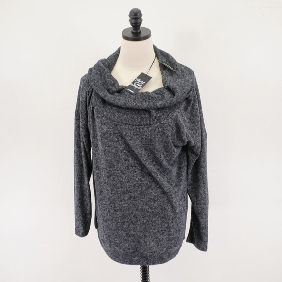 NEW‎ Express One Eleven Gray Knit Medium Cowl Scoop Neck Sweater Rayon Polyester - Picture 1 of 10